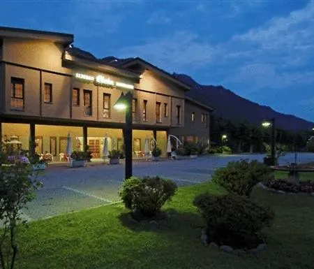 Ristorante Cicin ホテル Casale Corte Cerro